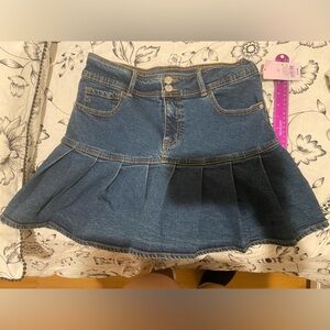 Women’s Pleated jean mini skirt Y2K vibes